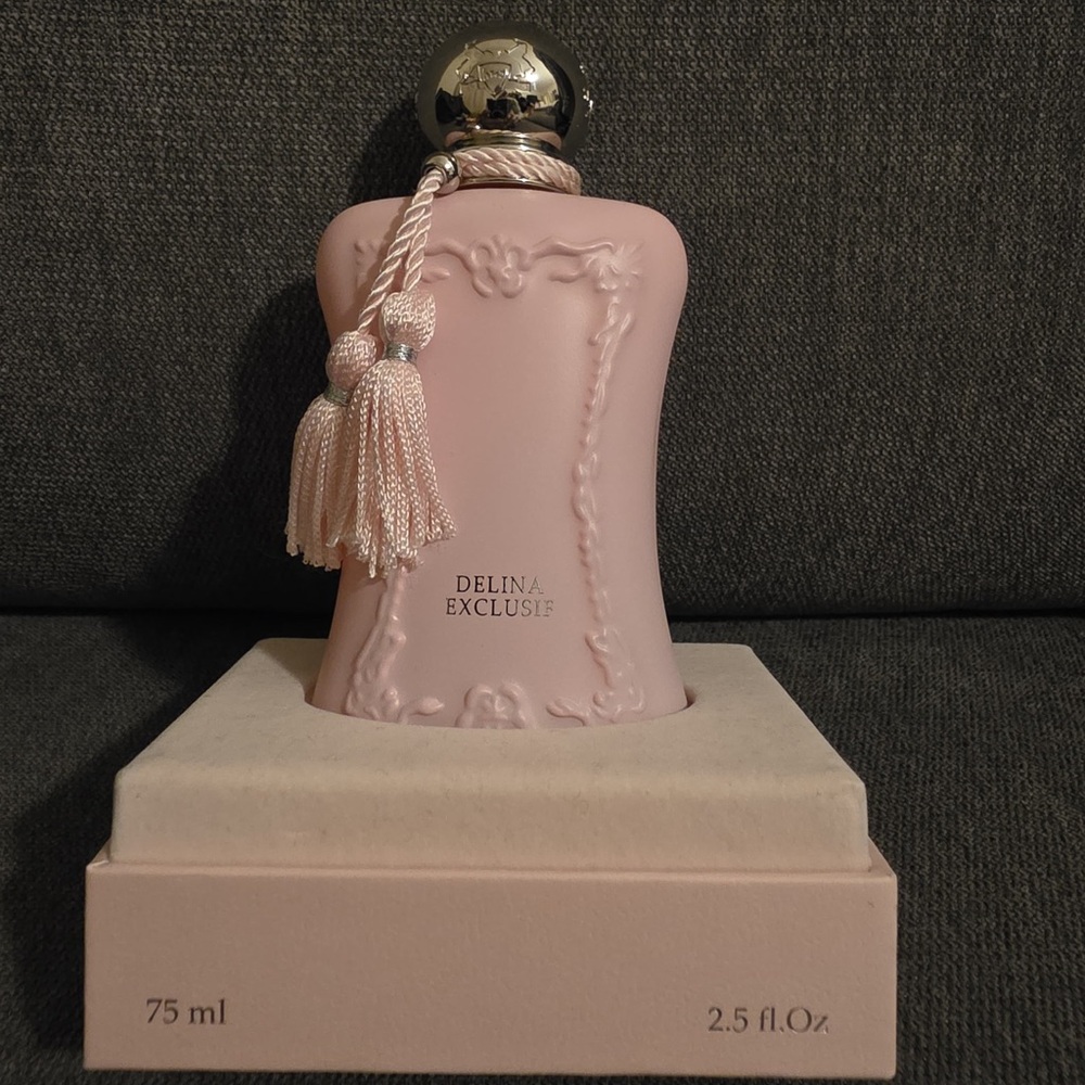 Delina Exclusif Pink Perfume - Picture 2 of 5